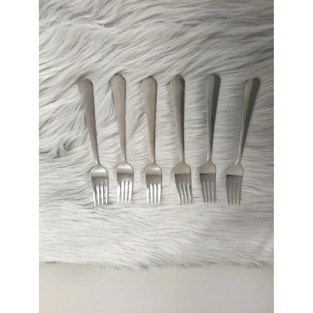 IKEA  Lot of 6 pcs 18/8‎ Stainless Steel  Salad Forks Rounded handle 6 1/2